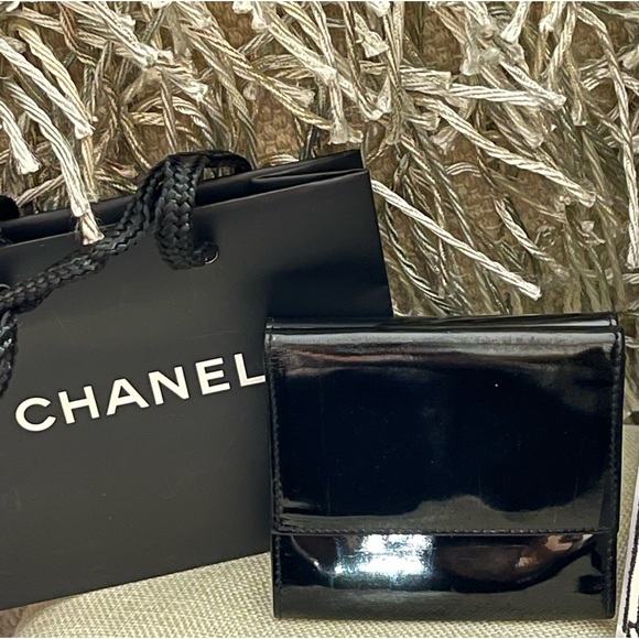 🎬COA⭐️CHANEL Patent Leather Mini CC Trifold Wallet w/BOX & 🛍️BAG⭐️💯Authentic - Picture 11 of 17